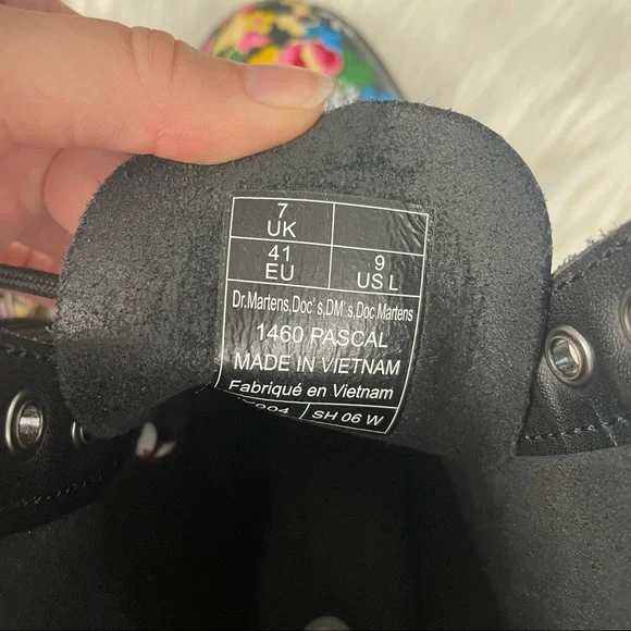 SOLD OUT Dr Martens 1460 Pascal Floral Mash Up Lace Up Black Combat Boots Sz 9 - Picture 13 of 13